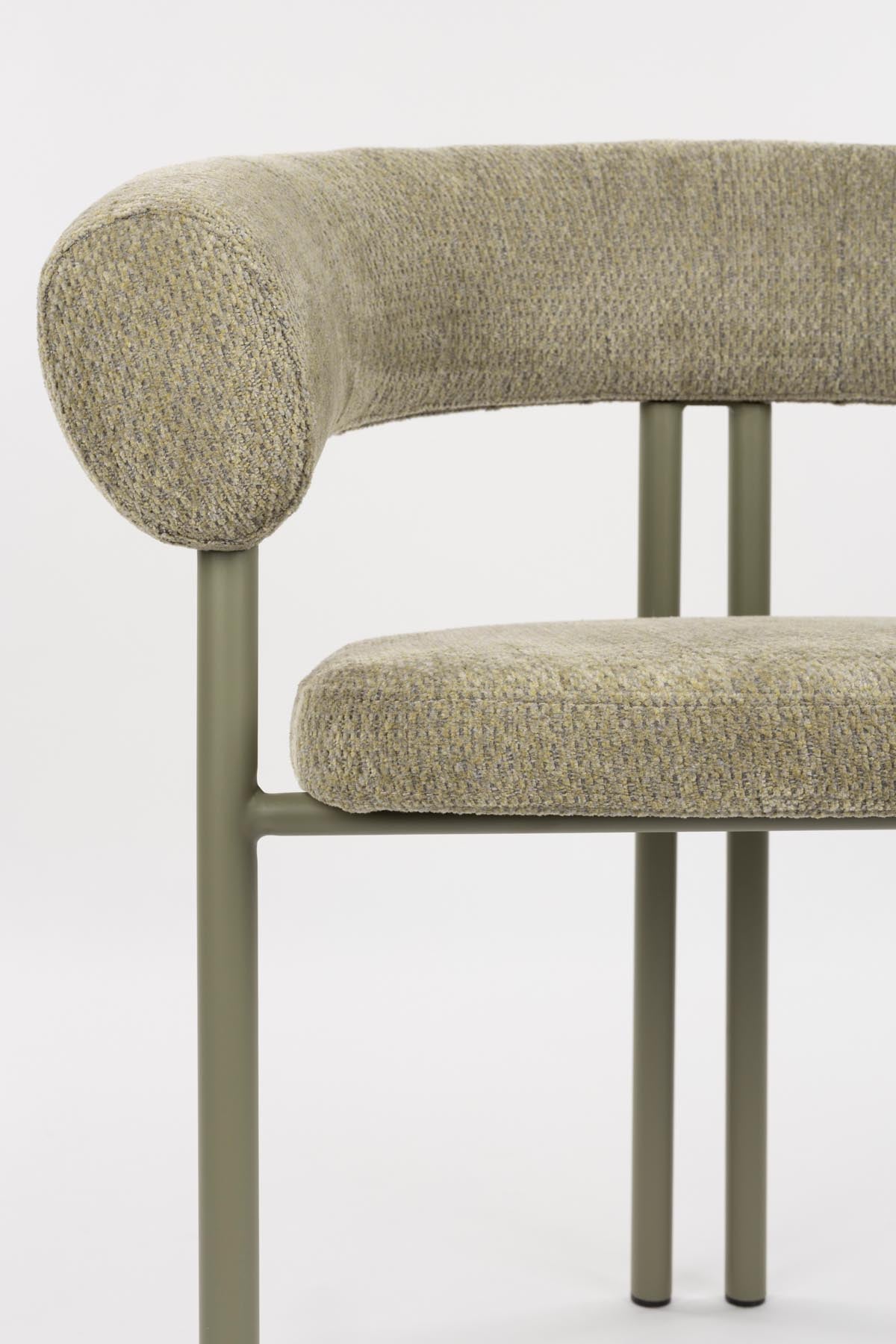 Armlehnstuhl Heels in grün präsentiert im Onlineshop von KAQTU Design AG. Stuhl mit Armlehne ist von Zuiver