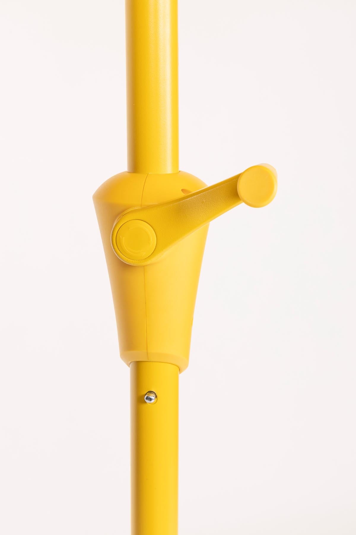 Sunbrella Sunshine in Gelb präsentiert im Onlineshop von KAQTU Design AG. Sonnenschirm ist von Zuiver