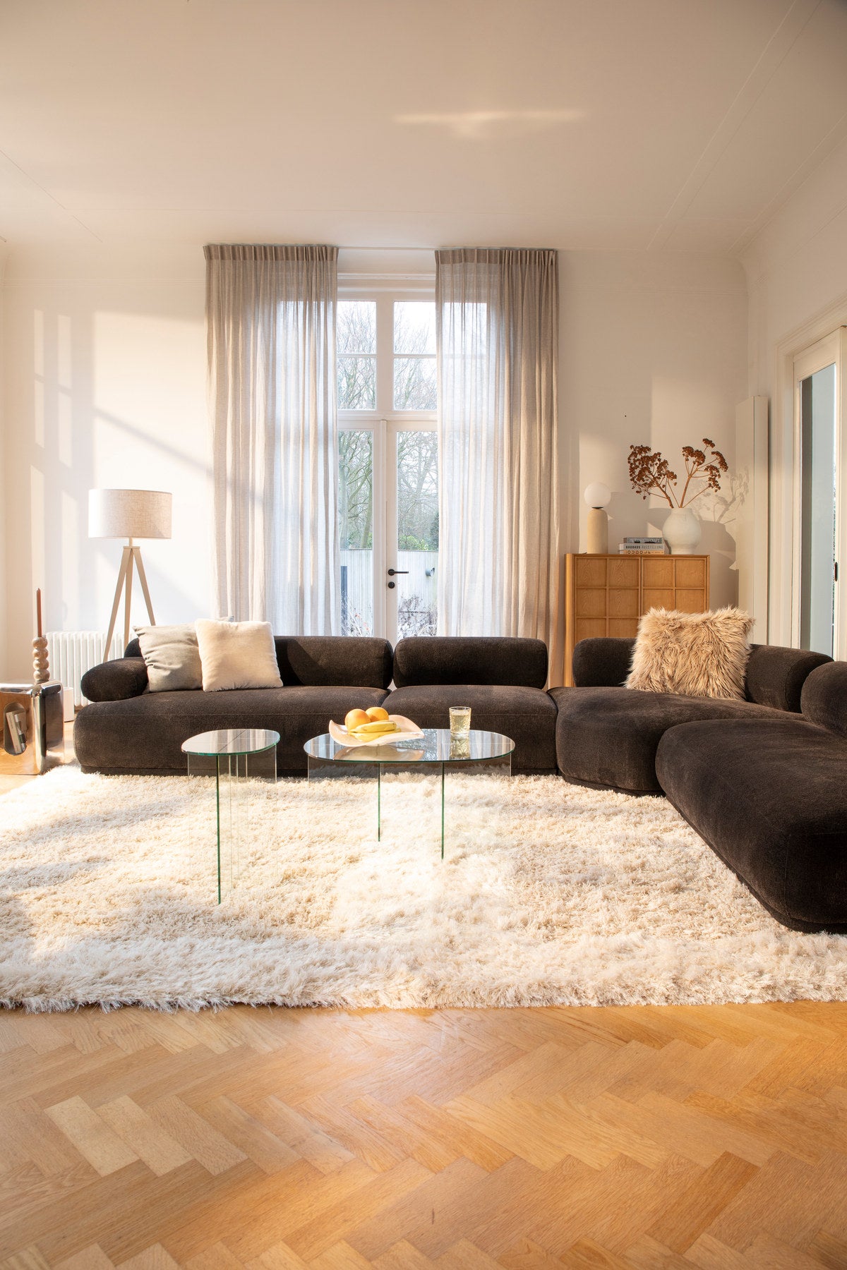 Beistelltisch Linea in Transparent präsentiert im Onlineshop von KAQTU Design AG. Beistelltisch ist von Zuiver