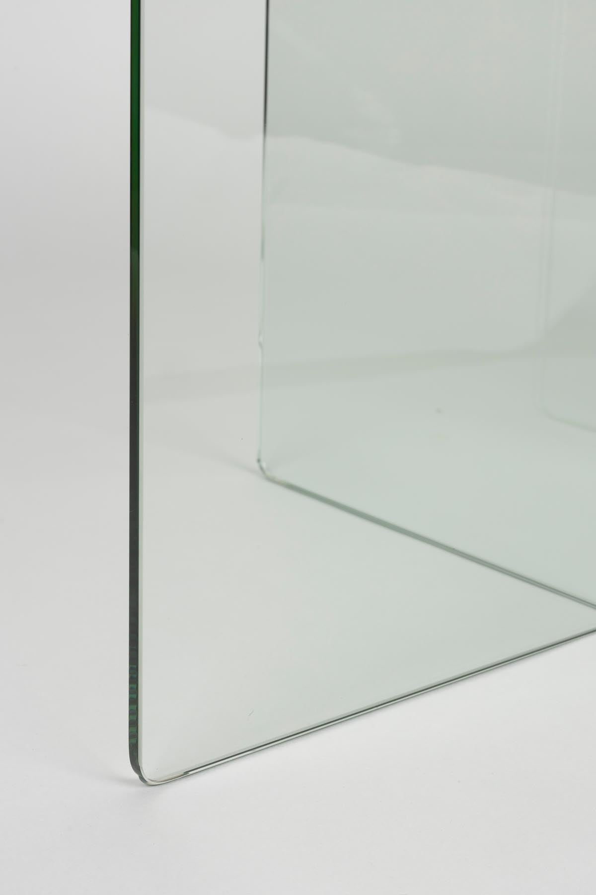 Couchtisch Linea in Transparent präsentiert im Onlineshop von KAQTU Design AG. Couchtisch ist von Zuiver