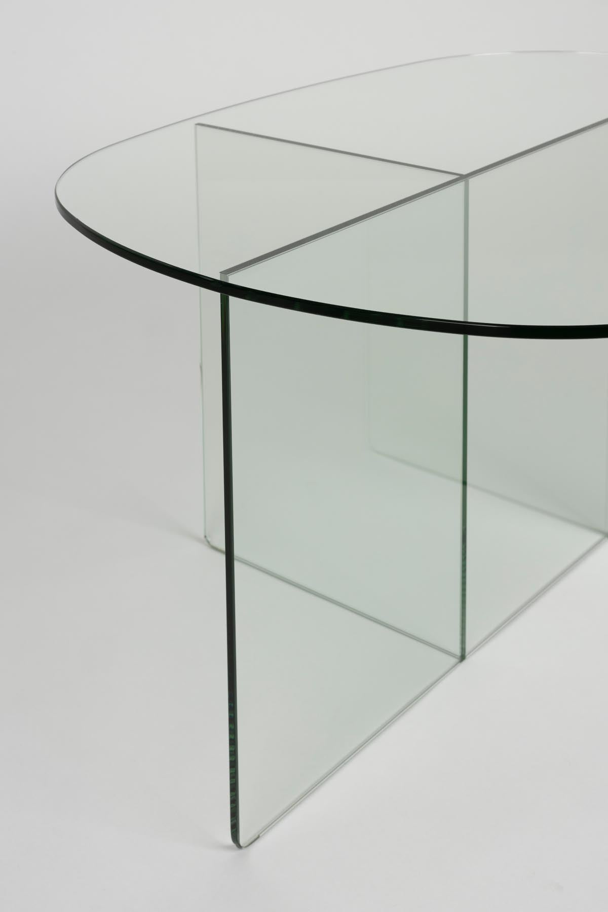 Couchtisch Linea in Transparent präsentiert im Onlineshop von KAQTU Design AG. Couchtisch ist von Zuiver