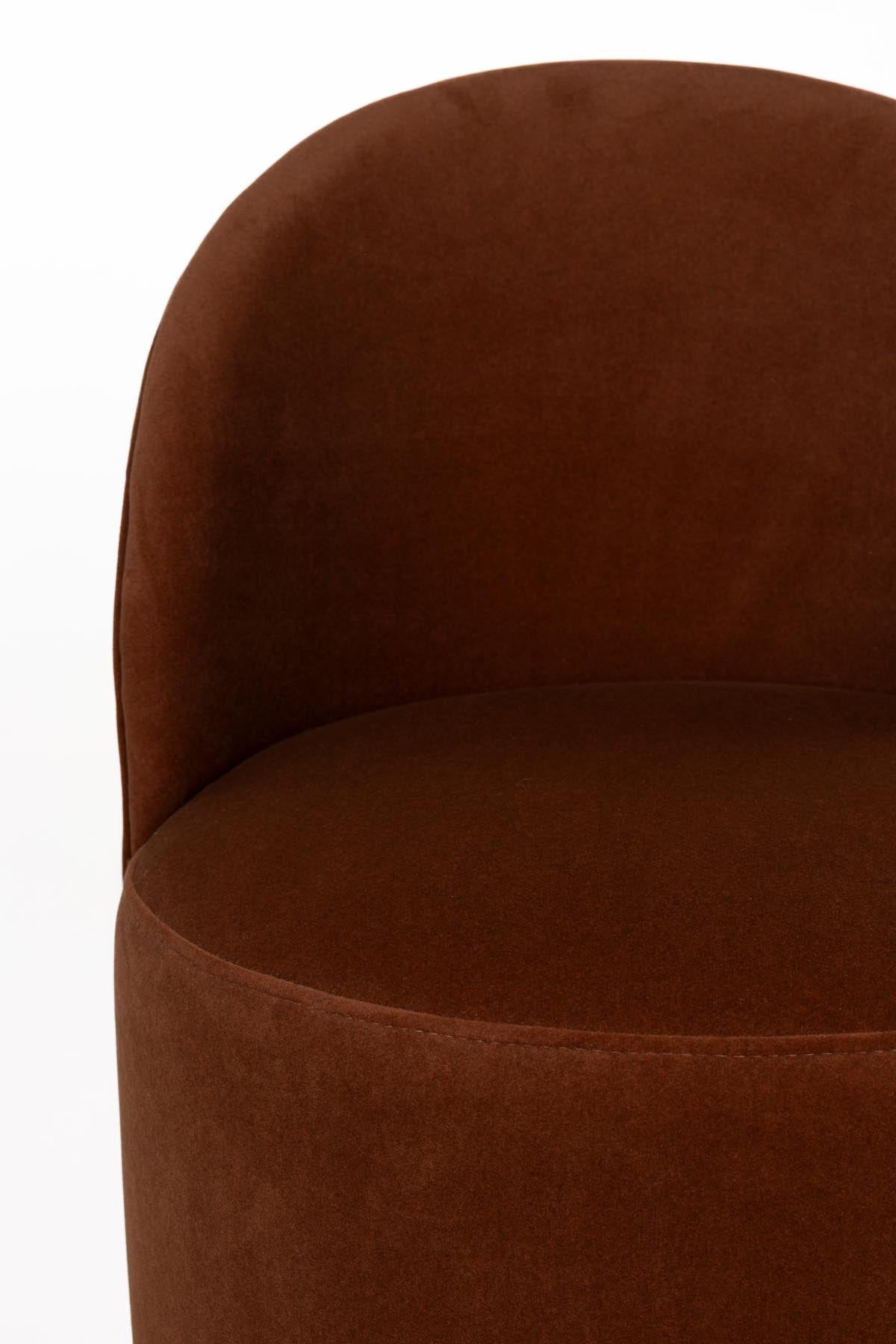 Sessel Plush in Braun präsentiert im Onlineshop von KAQTU Design AG. Sessel ist von Zuiver