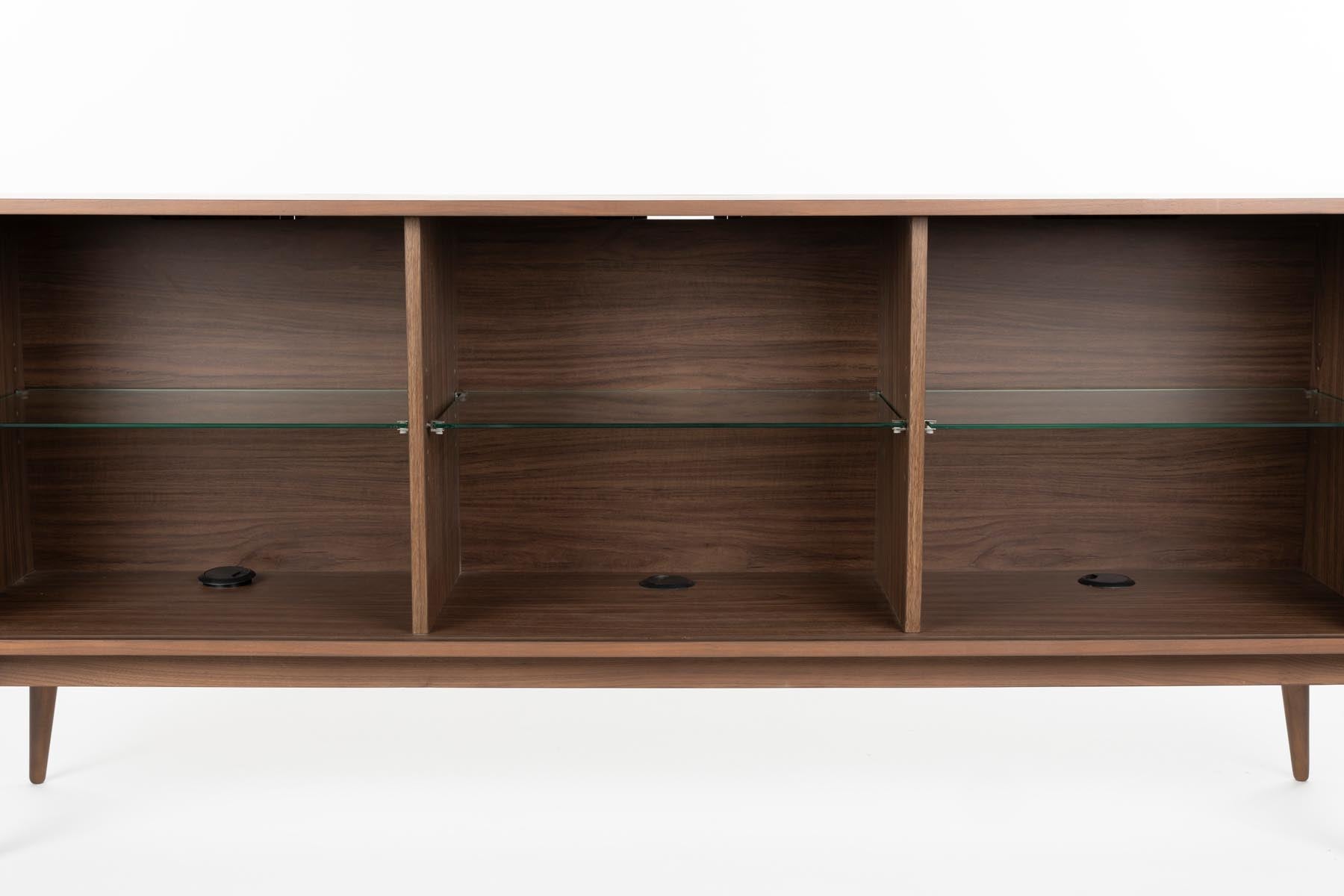 Sideboard Barbier in Braun präsentiert im Onlineshop von KAQTU Design AG. Sideboards ist von Zuiver