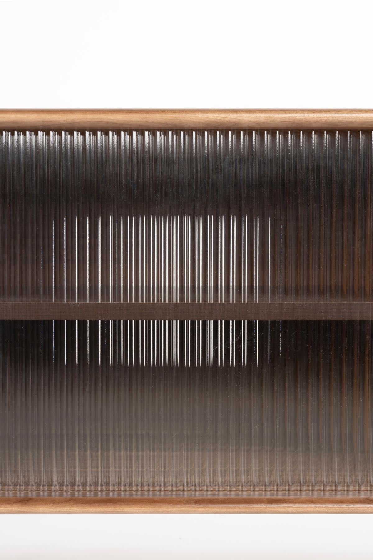 Sideboard Rise in Braun präsentiert im Onlineshop von KAQTU Design AG. Sideboards ist von Zuiver