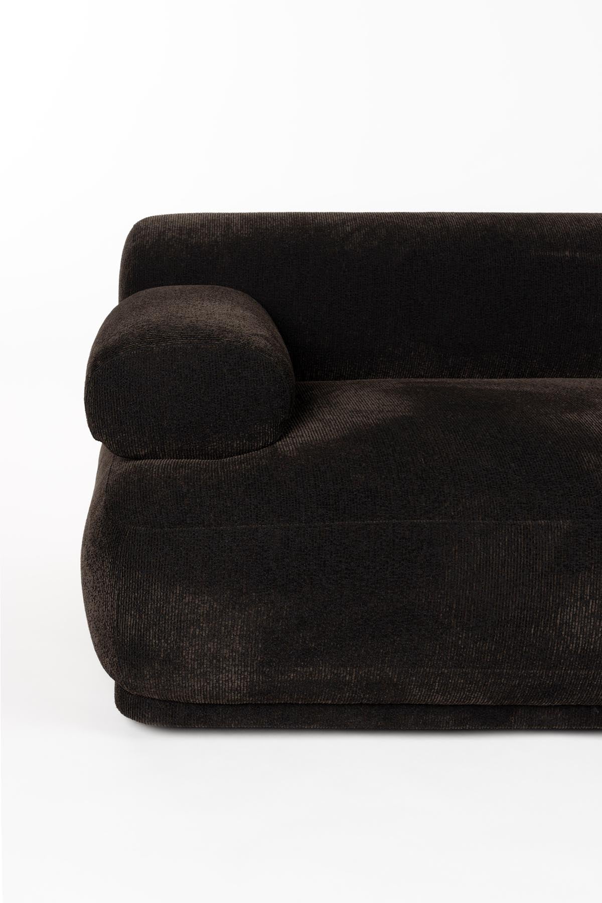 Sofa Rembrandt 4.5-Sitzer Rechts in Braun präsentiert im Onlineshop von KAQTU Design AG. 4er Sofa ist von Zuiver