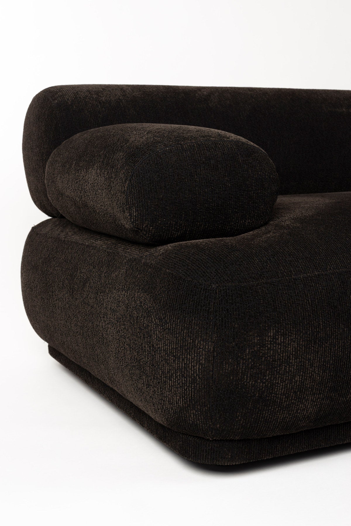 Sofa Rembrandt 4.5-Sitzer Rechts in Braun präsentiert im Onlineshop von KAQTU Design AG. 4er Sofa ist von Zuiver