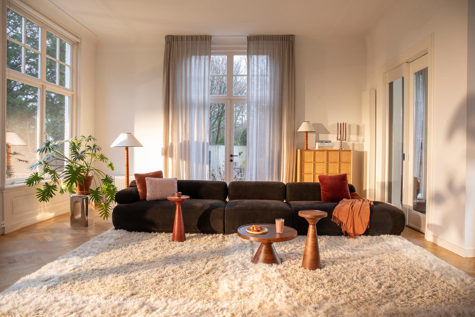 Sofa Rembrandt 4.5-Sitzer Rechts in Braun präsentiert im Onlineshop von KAQTU Design AG. 4er Sofa ist von Zuiver