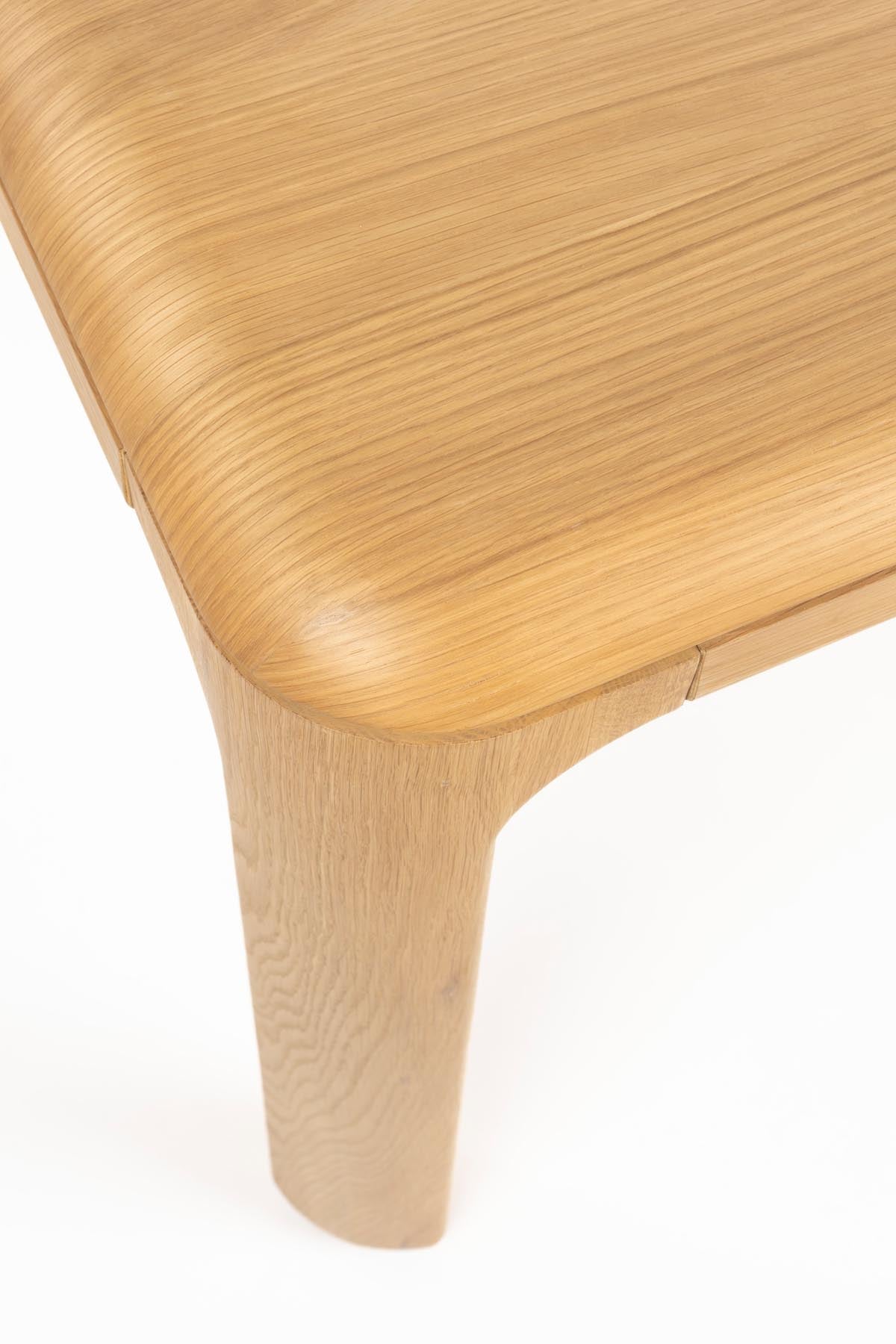 Esstisch Oever 180 in Beige präsentiert im Onlineshop von KAQTU Design AG. Esstisch ist von Zuiver