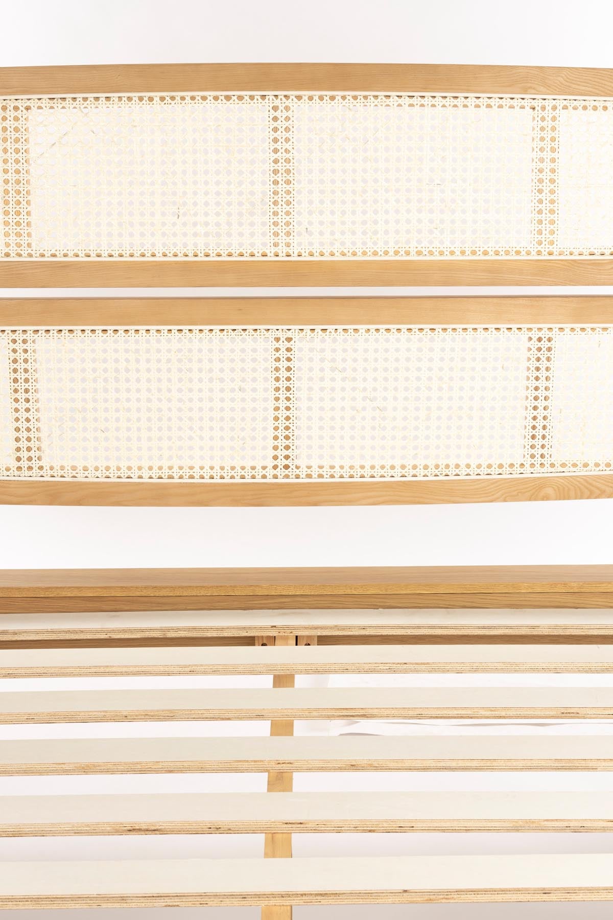 Bett Storm Webbing Natural 160 in Natural präsentiert im Onlineshop von KAQTU Design AG. Bett ist von Zuiver
