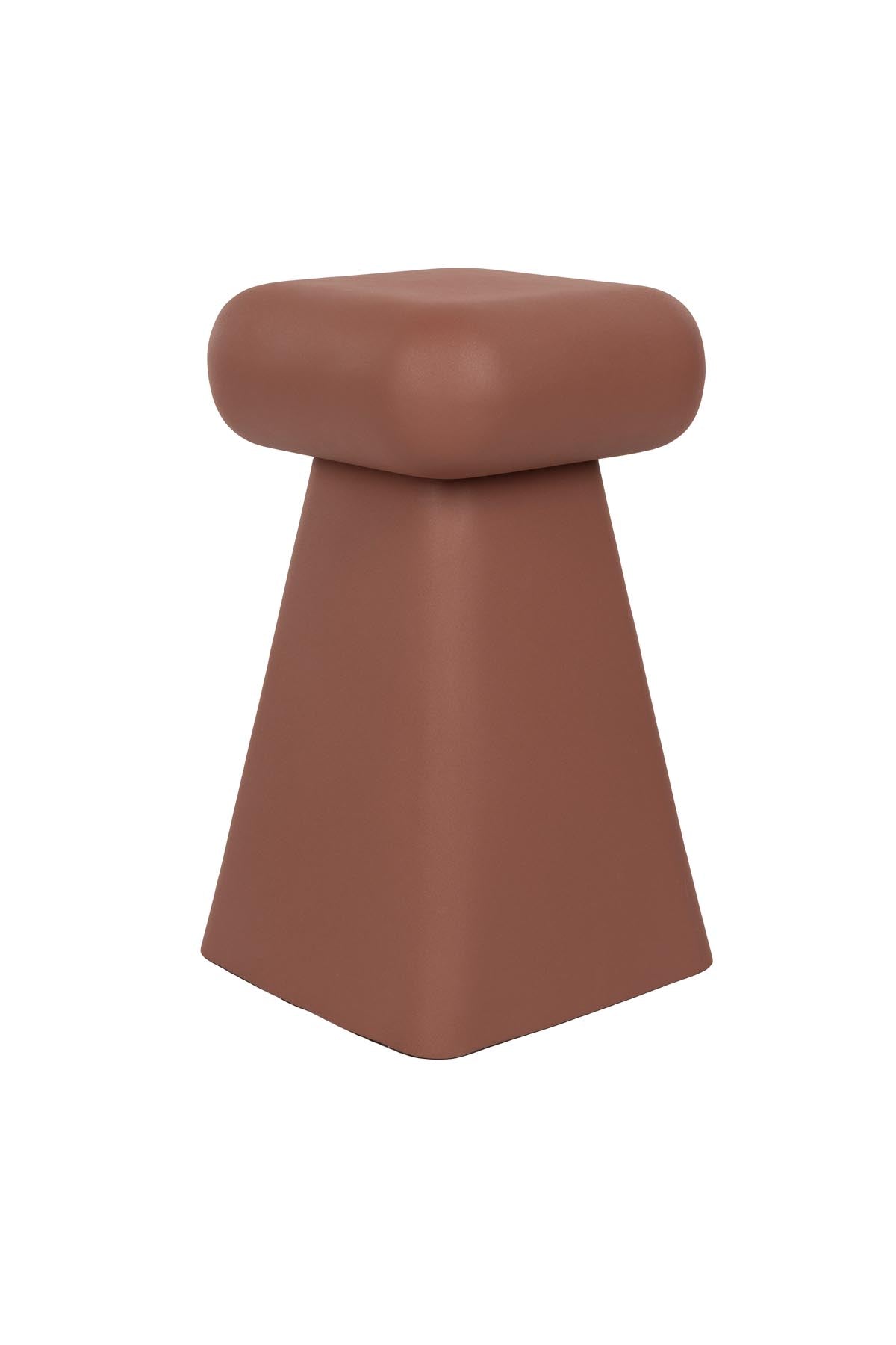 Stuhl Earth in Rot präsentiert im Onlineshop von KAQTU Design AG. Hocker ist von Zuiver