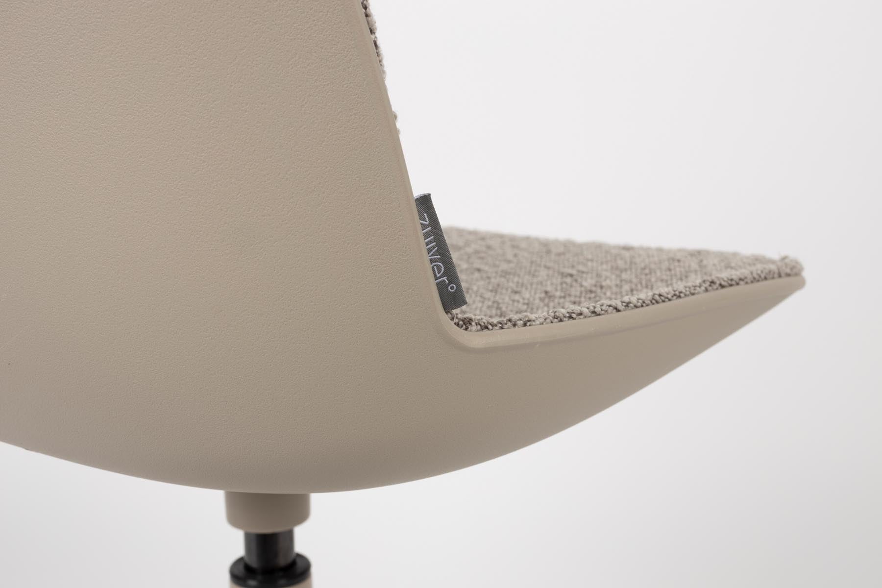 Stuhl Albert Kuip gepolstert in Taupe präsentiert im Onlineshop von KAQTU Design AG. Stuhl ist von Zuiver