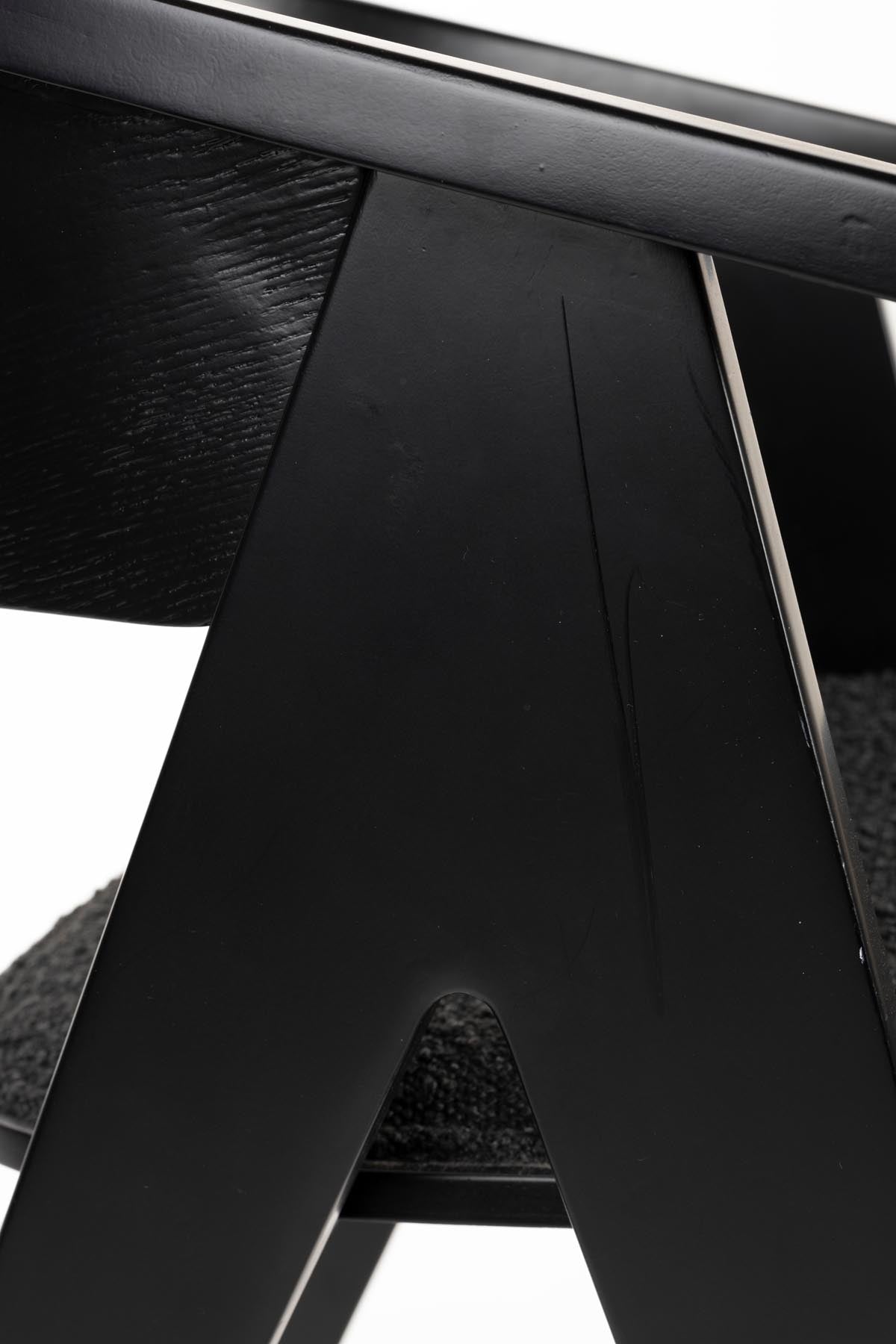 Stuhl Ndsm in Schwarz präsentiert im Onlineshop von KAQTU Design AG. Schalenstuhl mit Armlehne ist von Zuiver