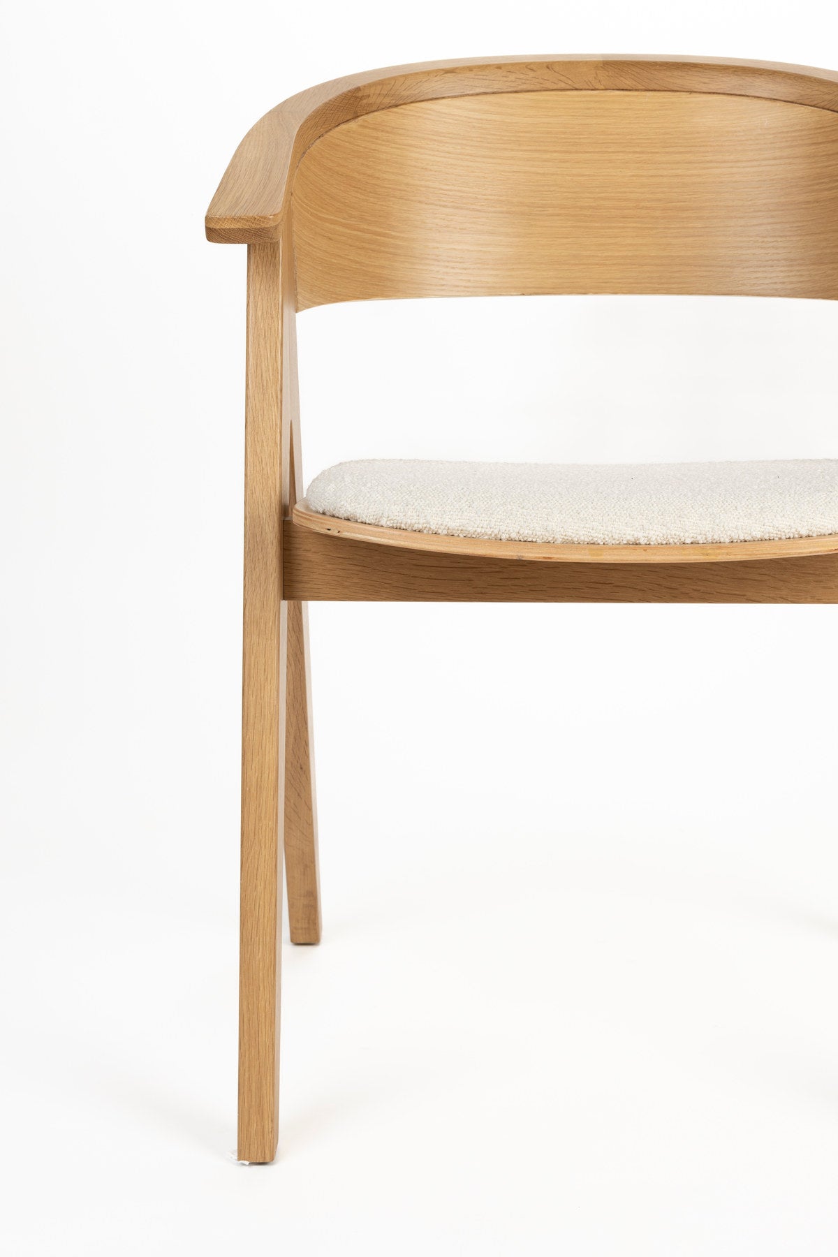 Stuhl Ndsm in Braun präsentiert im Onlineshop von KAQTU Design AG. Schalenstuhl mit Armlehne ist von Zuiver