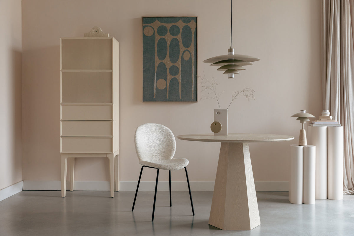Bonnet Chair in Weiss präsentiert im Onlineshop von KAQTU Design AG. Stuhl ist von Zuiver