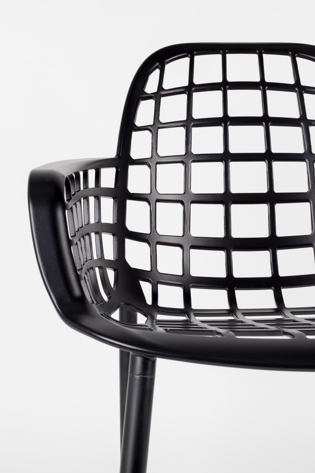 Gartenstuhl mit Armlehne Albert Kuip in Schwarz präsentiert im Onlineshop von KAQTU Design AG. Gartenstuhl mit Armlehnen ist von Zuiver