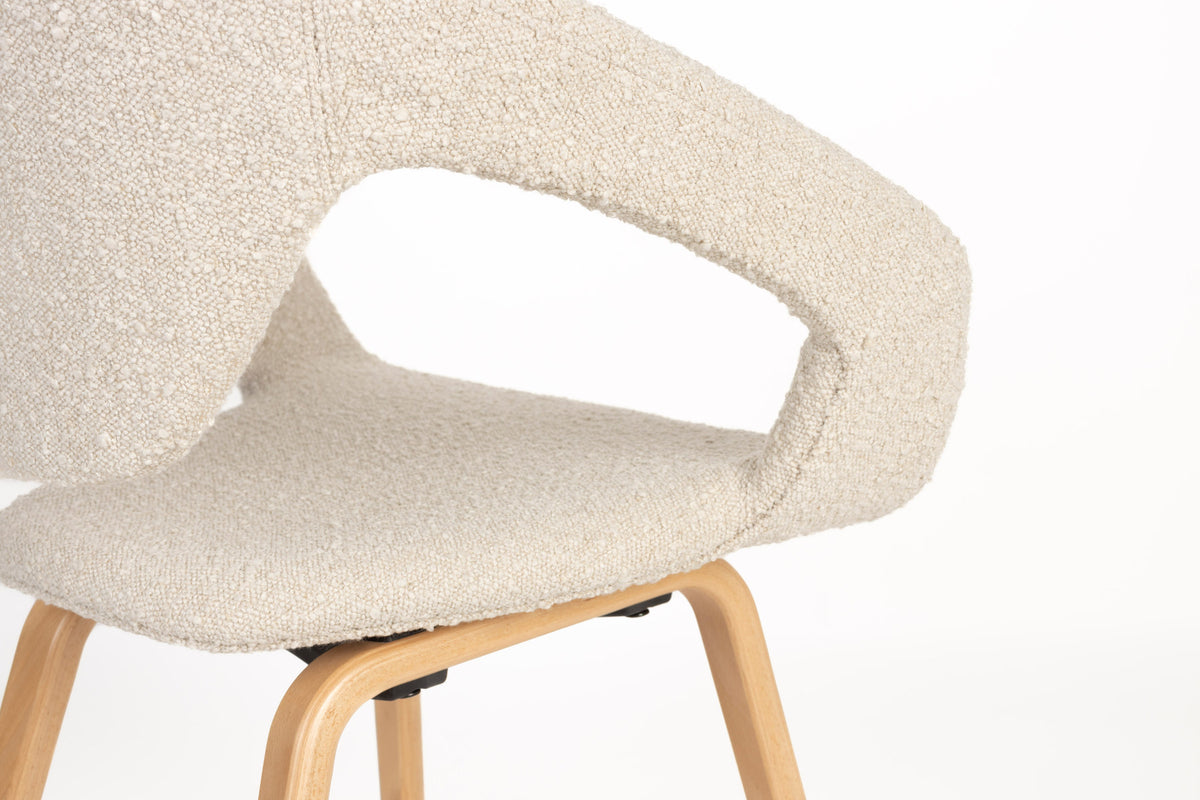 Flexback Stuhl Beige in beige präsentiert im Onlineshop von KAQTU Design AG. Stuhl mit Armlehne ist von Zuiver