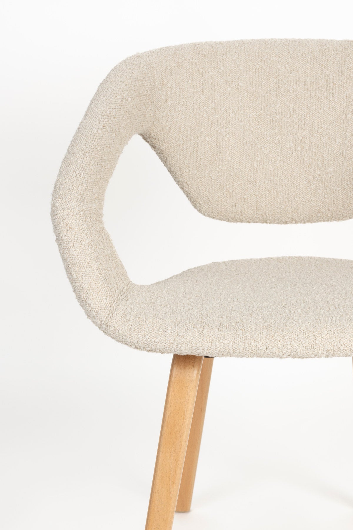 Flexback Stuhl Beige in beige präsentiert im Onlineshop von KAQTU Design AG. Stuhl mit Armlehne ist von Zuiver