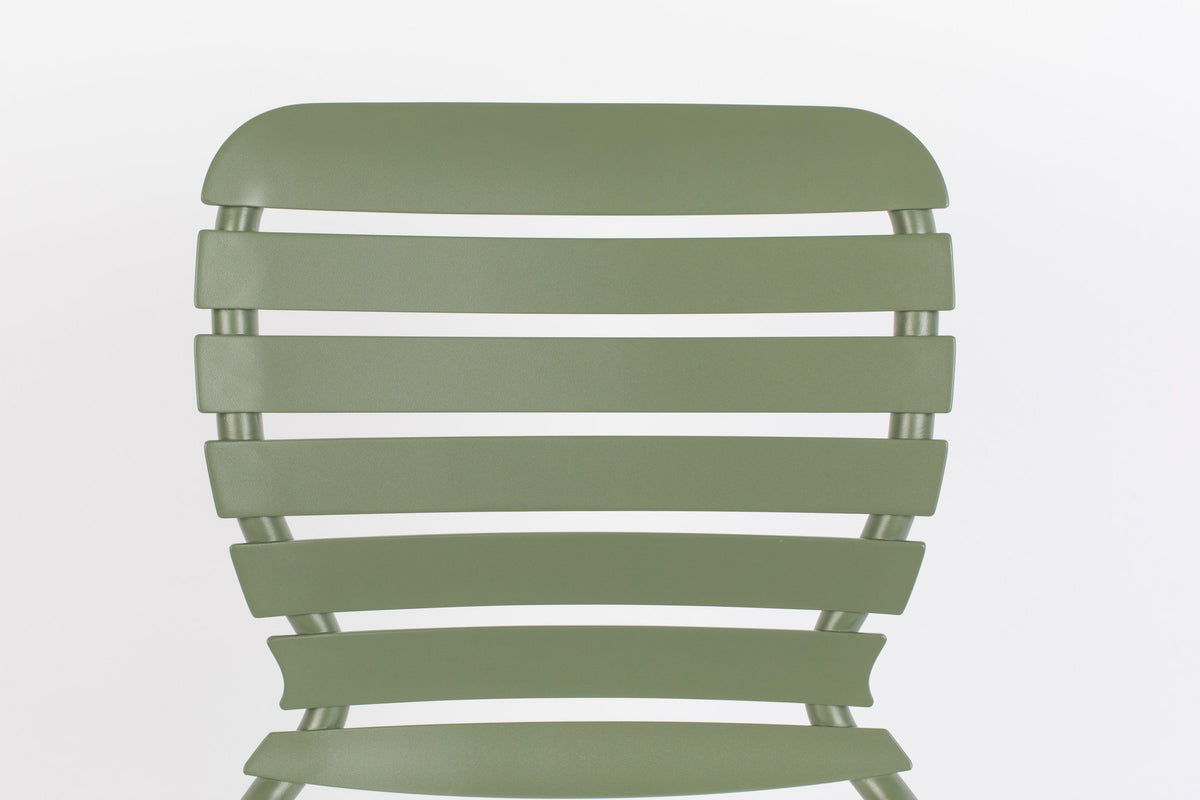 Gartenstuhl Vondel in Grün präsentiert im Onlineshop von KAQTU Design AG. Gartenstuhl ist von Zuiver