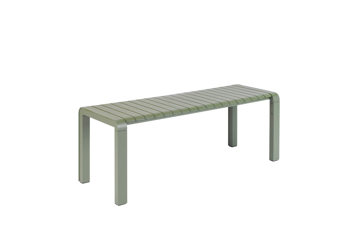 Gartenbank Vondel in Grün präsentiert im Onlineshop von KAQTU Design AG. Gartenbank ist von Zuiver