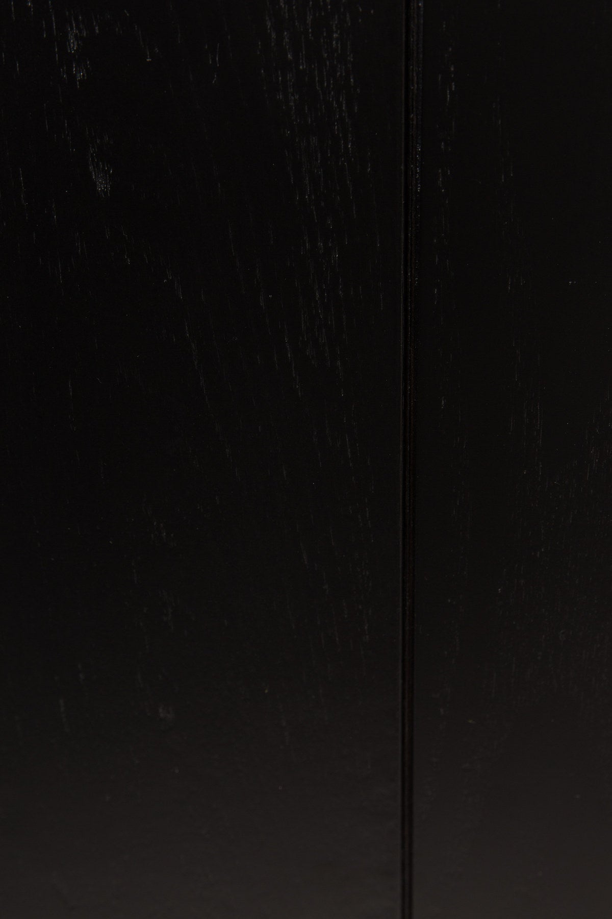 Tisch Storm in Schwarz präsentiert im Onlineshop von KAQTU Design AG. Esstisch ist von Zuiver