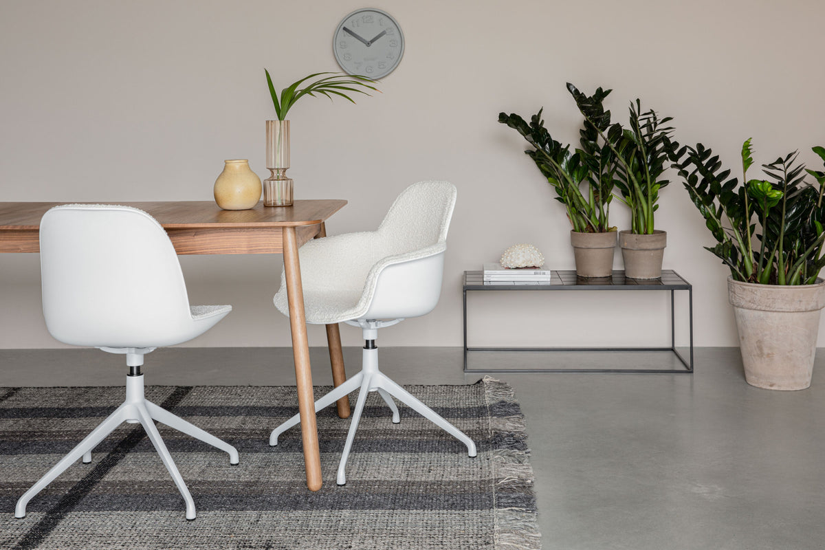 Tisch Glimps in Natur präsentiert im Onlineshop von KAQTU Design AG. Esstisch ist von Zuiver
