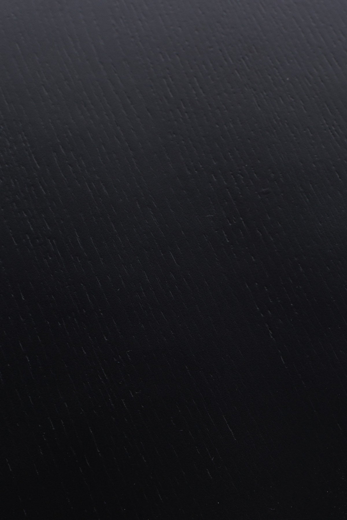 Tisch Pilar in Schwarz präsentiert im Onlineshop von KAQTU Design AG. Esstisch ist von Zuiver