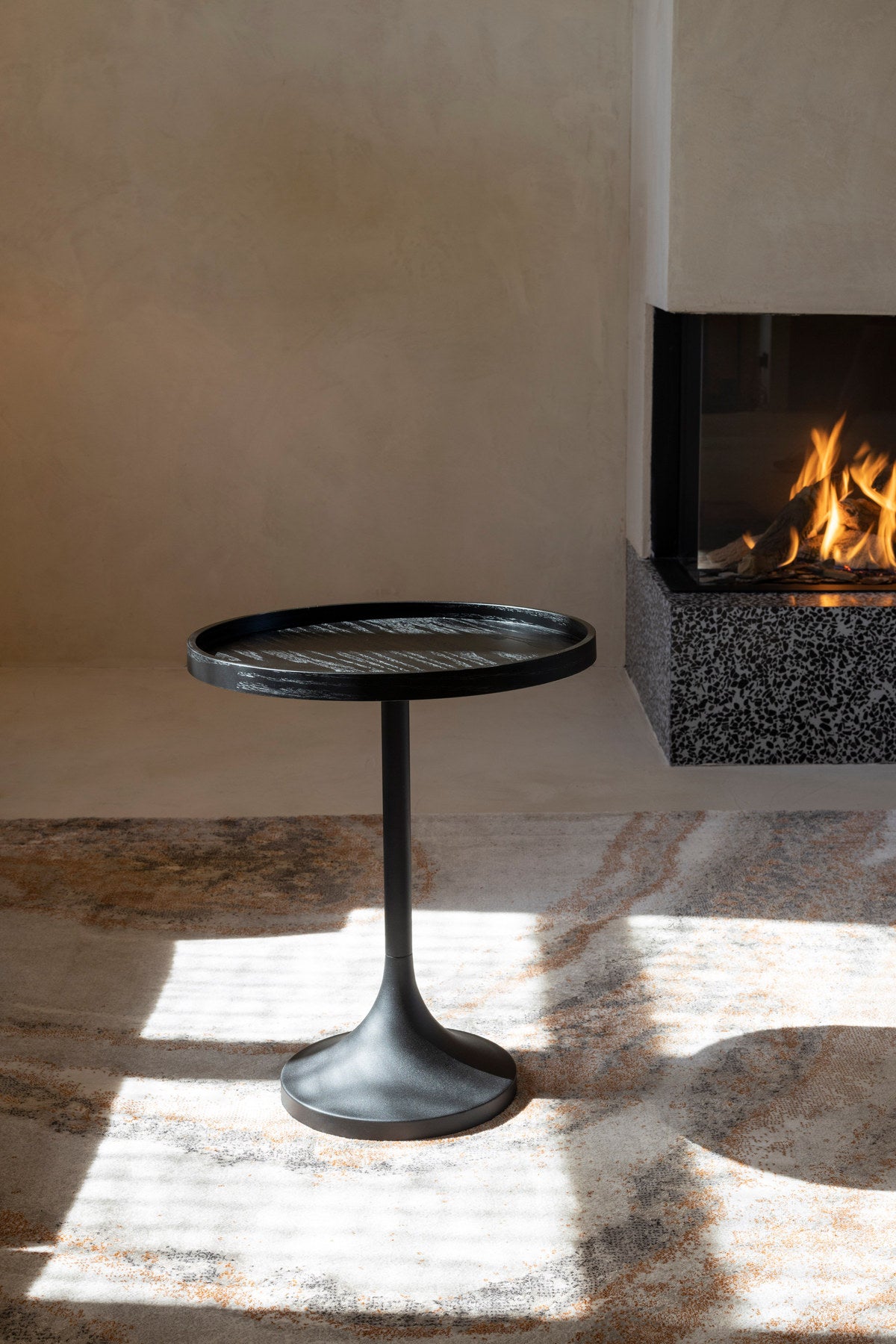 Beistelltisch Jason in Schwarz präsentiert im Onlineshop von KAQTU Design AG. Couchtisch ist von Zuiver
