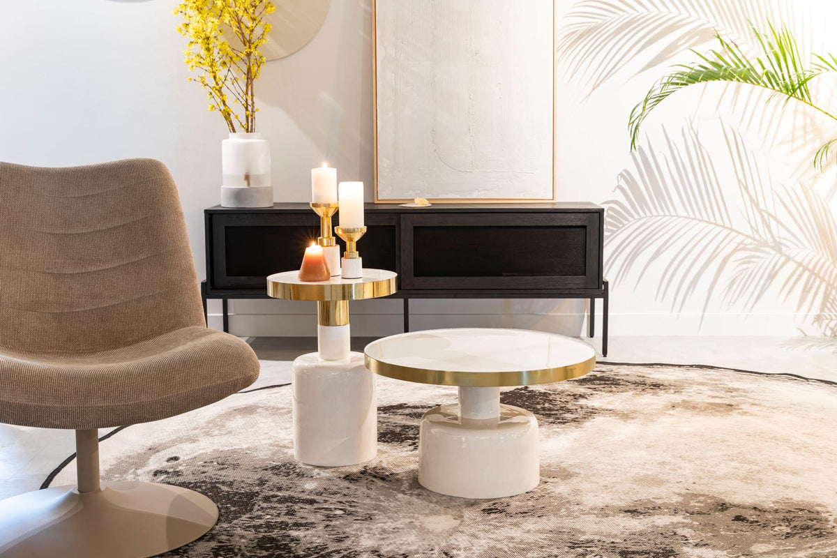 Beistelltisch Glam in Weiss präsentiert im Onlineshop von KAQTU Design AG. Couchtisch ist von Zuiver