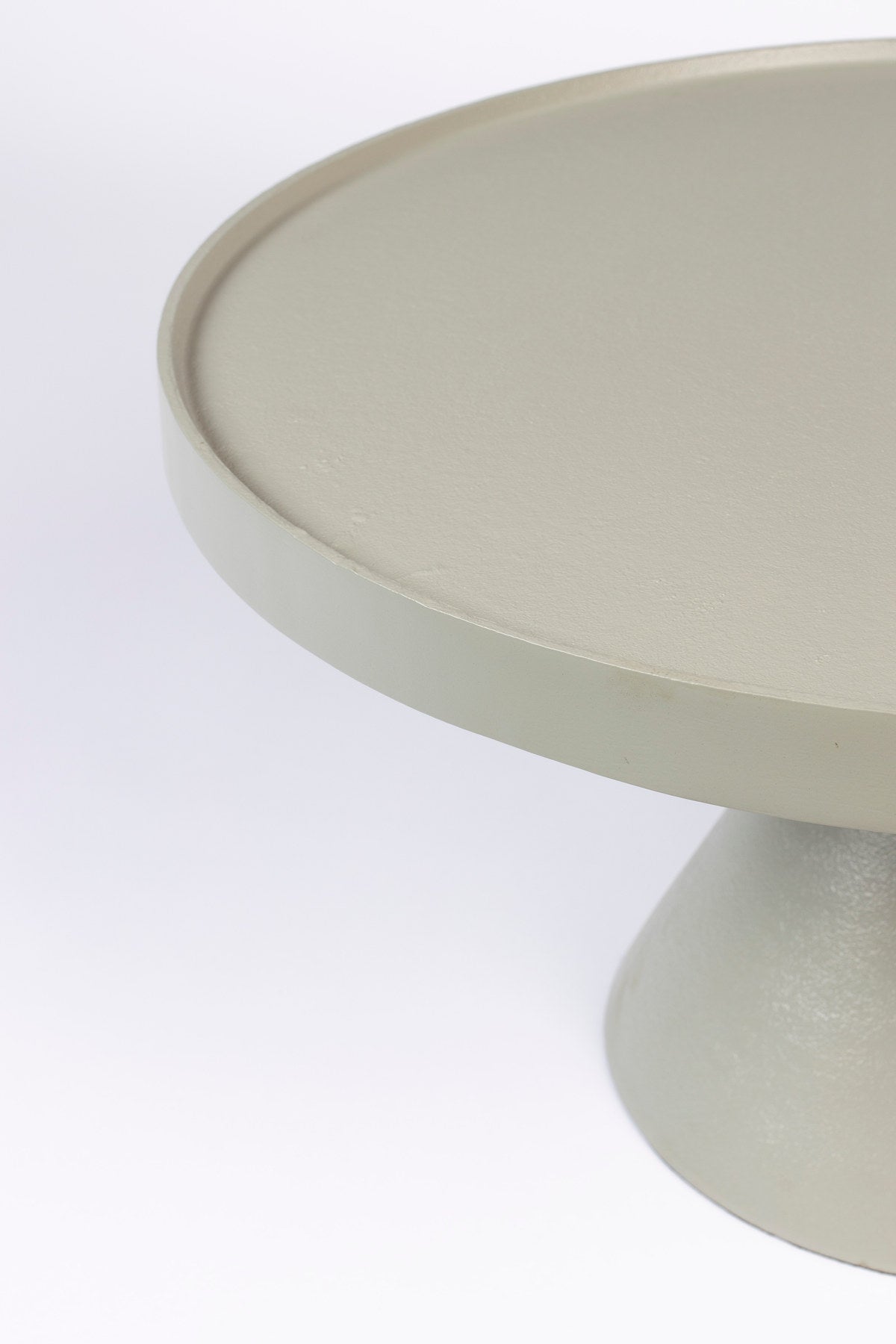 Beistelltisch Floss in Grau präsentiert im Onlineshop von KAQTU Design AG. Beistelltisch ist von Zuiver