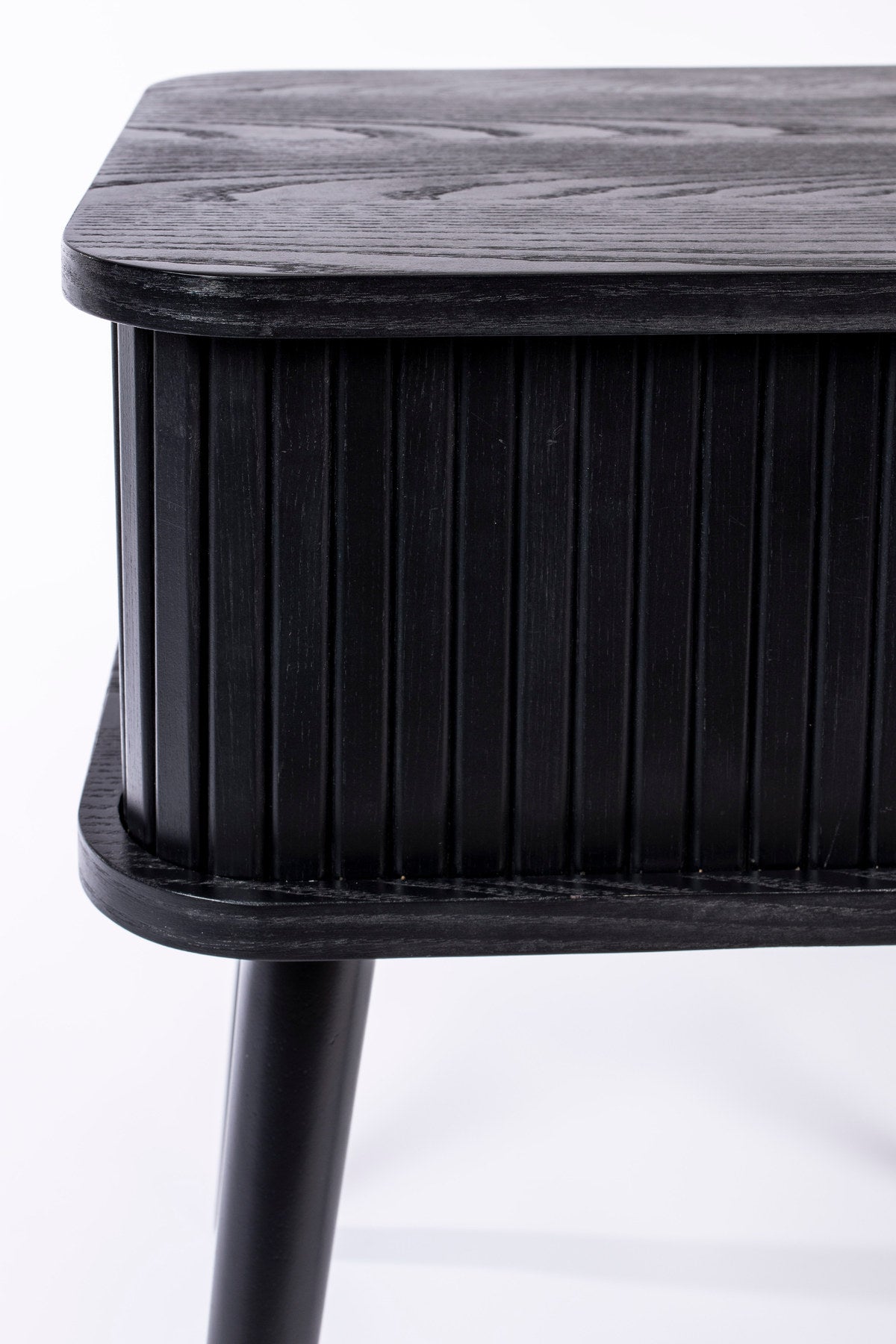 Beistelltisch Barbier in Schwarz präsentiert im Onlineshop von KAQTU Design AG. Beistelltisch ist von Zuiver