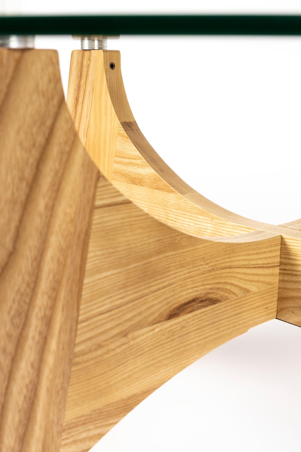 Kaffeetisch KOBE in Natur präsentiert im Onlineshop von KAQTU Design AG. Couchtisch ist von Zuiver