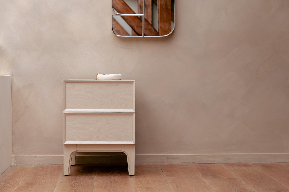 June Beistelltisch in beige präsentiert im Onlineshop von KAQTU Design AG. Cabinet ist von Zuiver