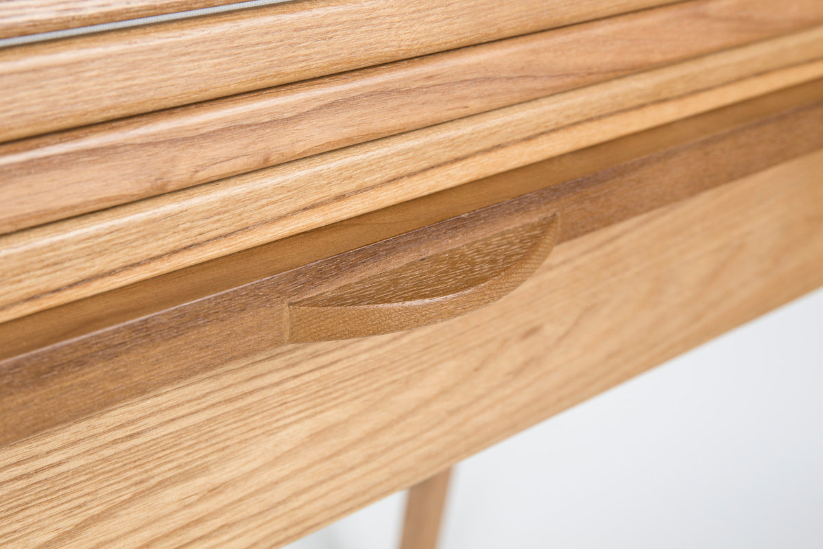 Bürotisch Barbier in Natur präsentiert im Onlineshop von KAQTU Design AG. Schreibtisch ist von Zuiver