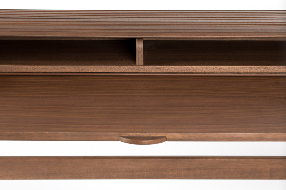 Bürotisch Barbier in Walnuss präsentiert im Onlineshop von KAQTU Design AG. Schreibtisch ist von Zuiver