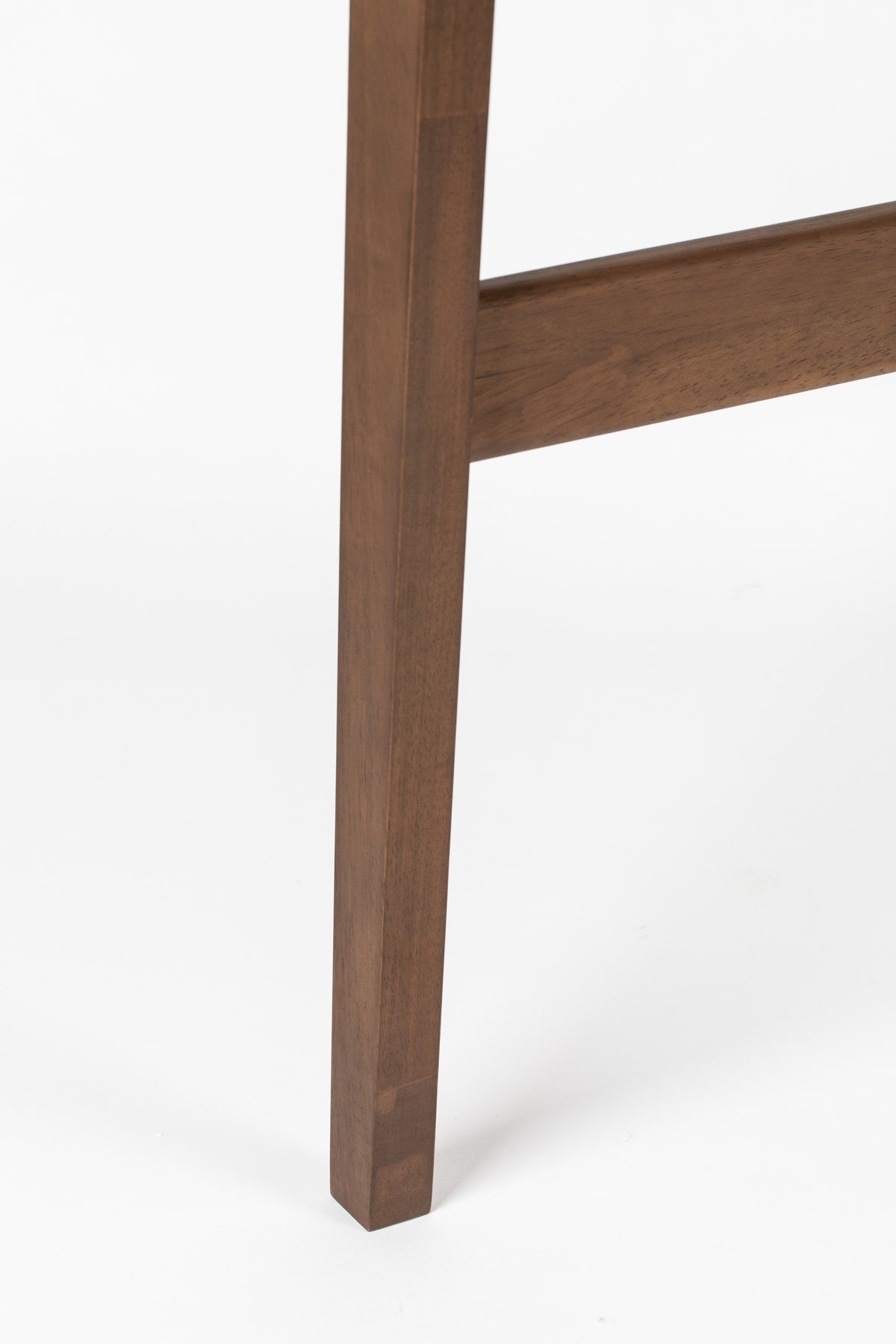 Bürotisch Barbier in Walnuss präsentiert im Onlineshop von KAQTU Design AG. Schreibtisch ist von Zuiver