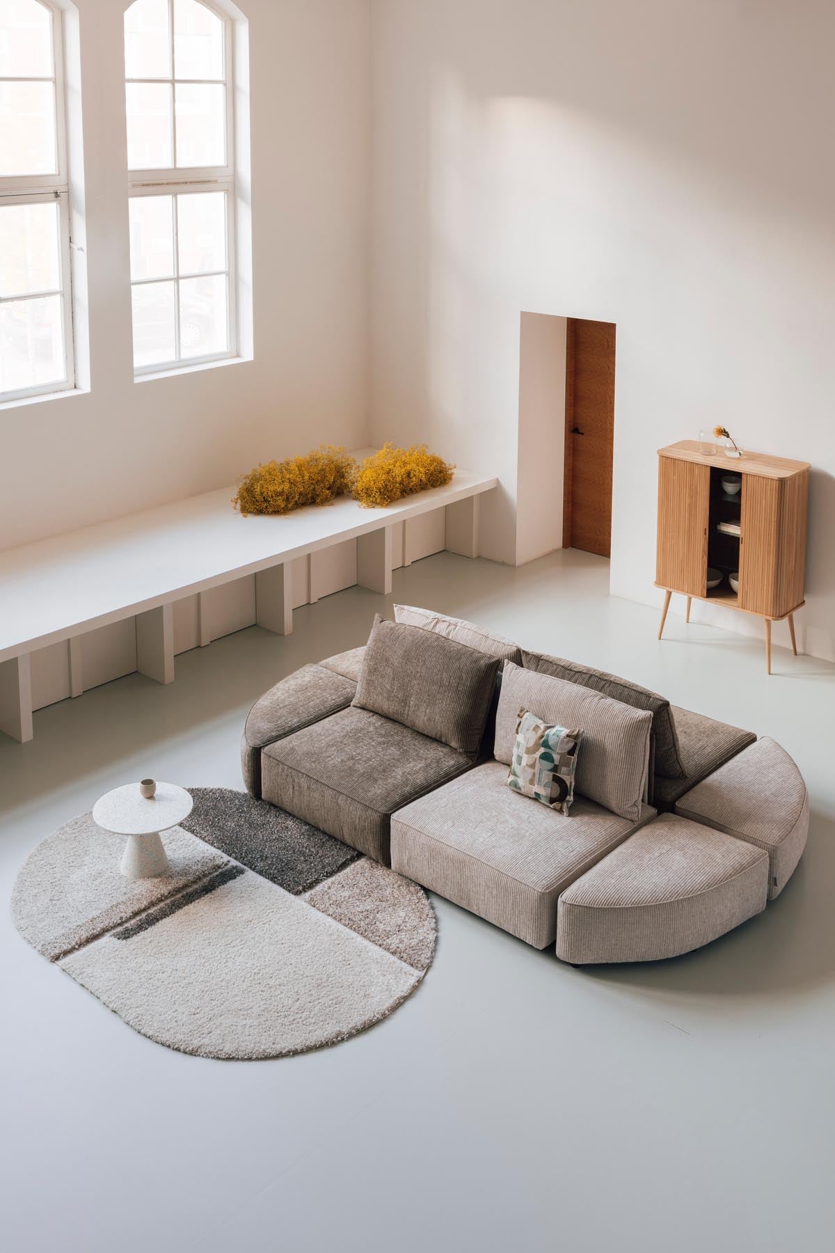 Sofa Element Hunter 1.5 Sitzer ohne Rückenlehne  in Sand präsentiert im Onlineshop von KAQTU Design AG. Modulares Sofa ist von Zuiver