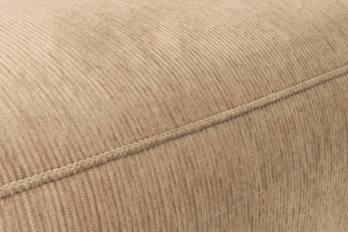 SOFA FAT FREDDY rechts in Braun präsentiert im Onlineshop von KAQTU Design AG. Ecksofa rechts ist von Zuiver