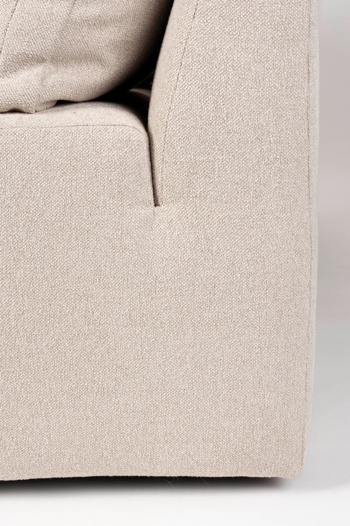 Prosper Sofa Right in Creme präsentiert im Onlineshop von KAQTU Design AG. L-Sofa rechts ist von Zuiver
