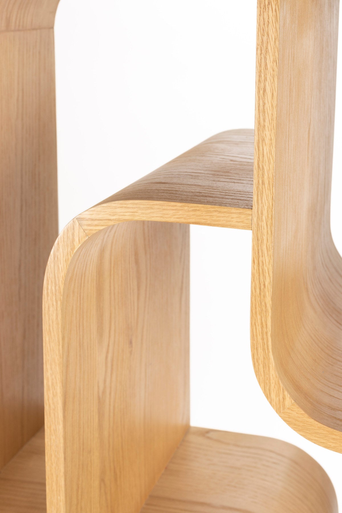 Seven Regal Natur in Natur präsentiert im Onlineshop von KAQTU Design AG. Standregal ist von Zuiver