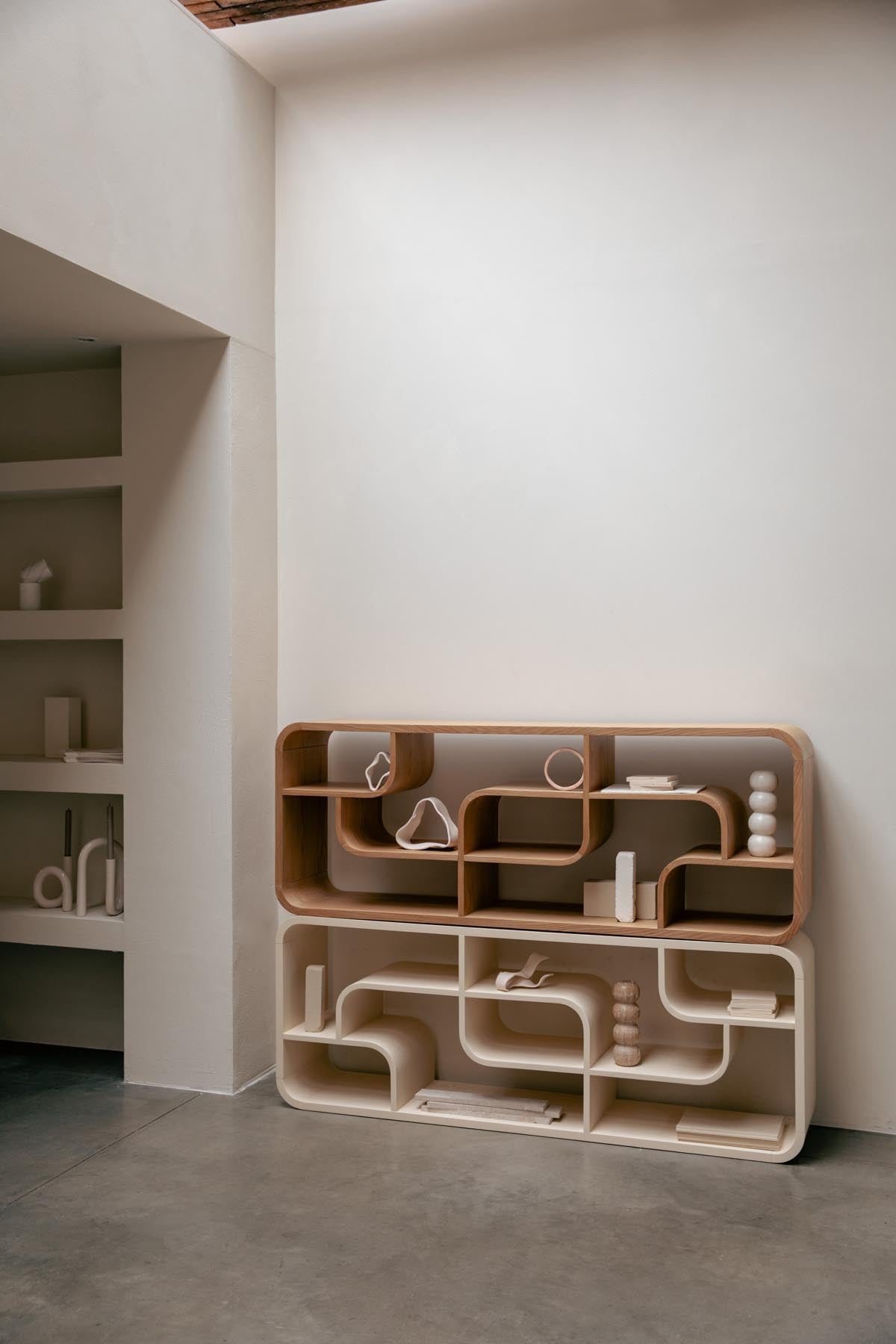 Seven Regal Natur in Natur präsentiert im Onlineshop von KAQTU Design AG. Standregal ist von Zuiver