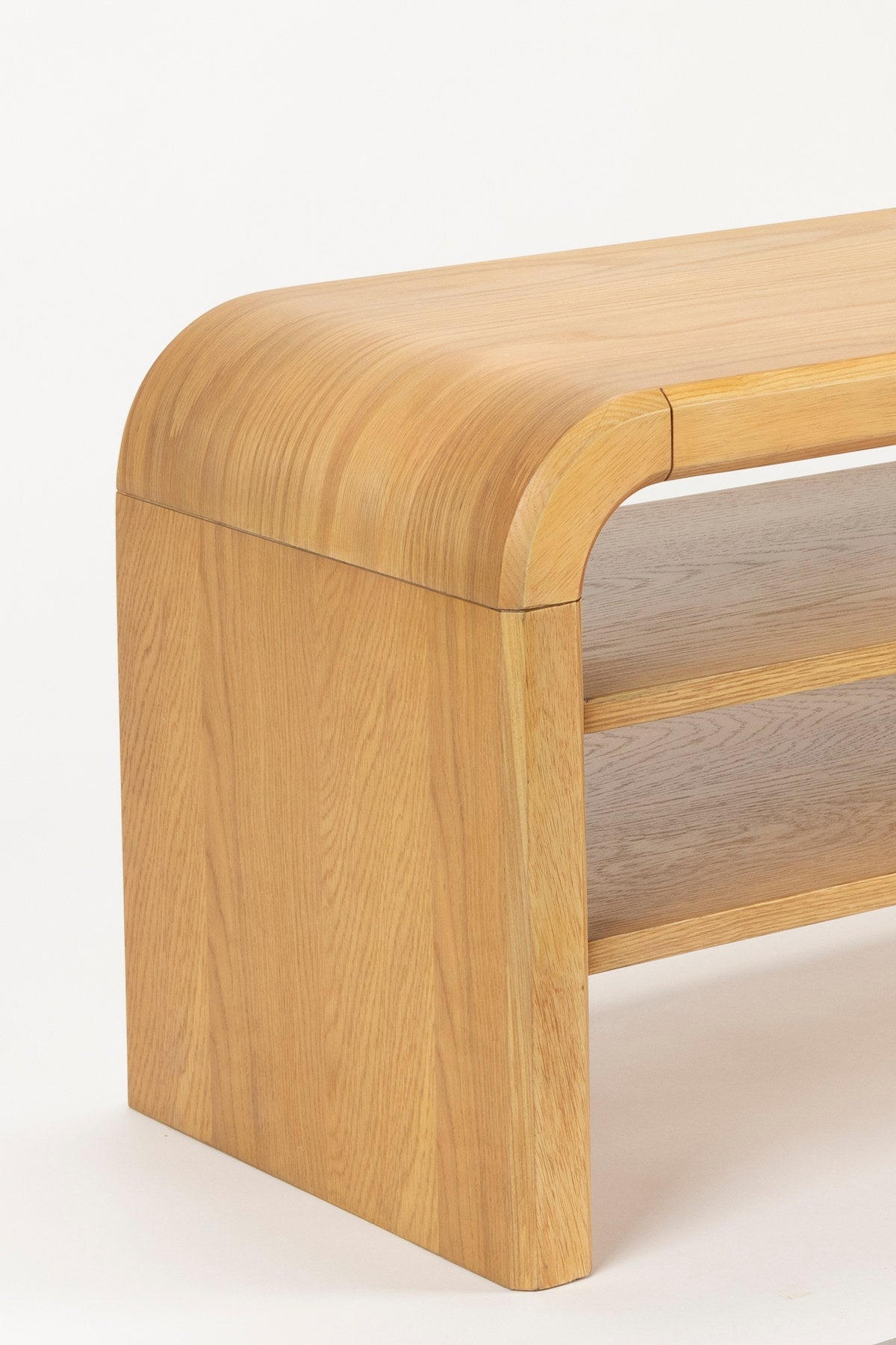 Sideboard Brave in Braun präsentiert im Onlineshop von KAQTU Design AG. Sideboard ist von Zuiver