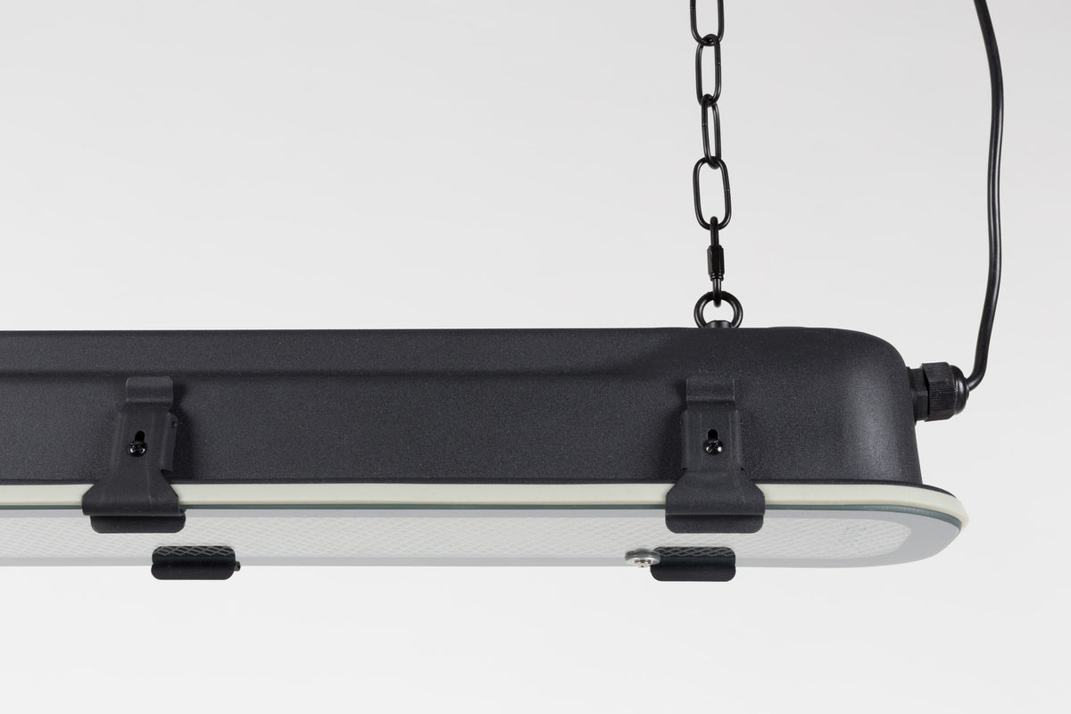 Pendellampe G.T.A. in Schwarz präsentiert im Onlineshop von KAQTU Design AG. Pendelleuchte ist von Zuiver