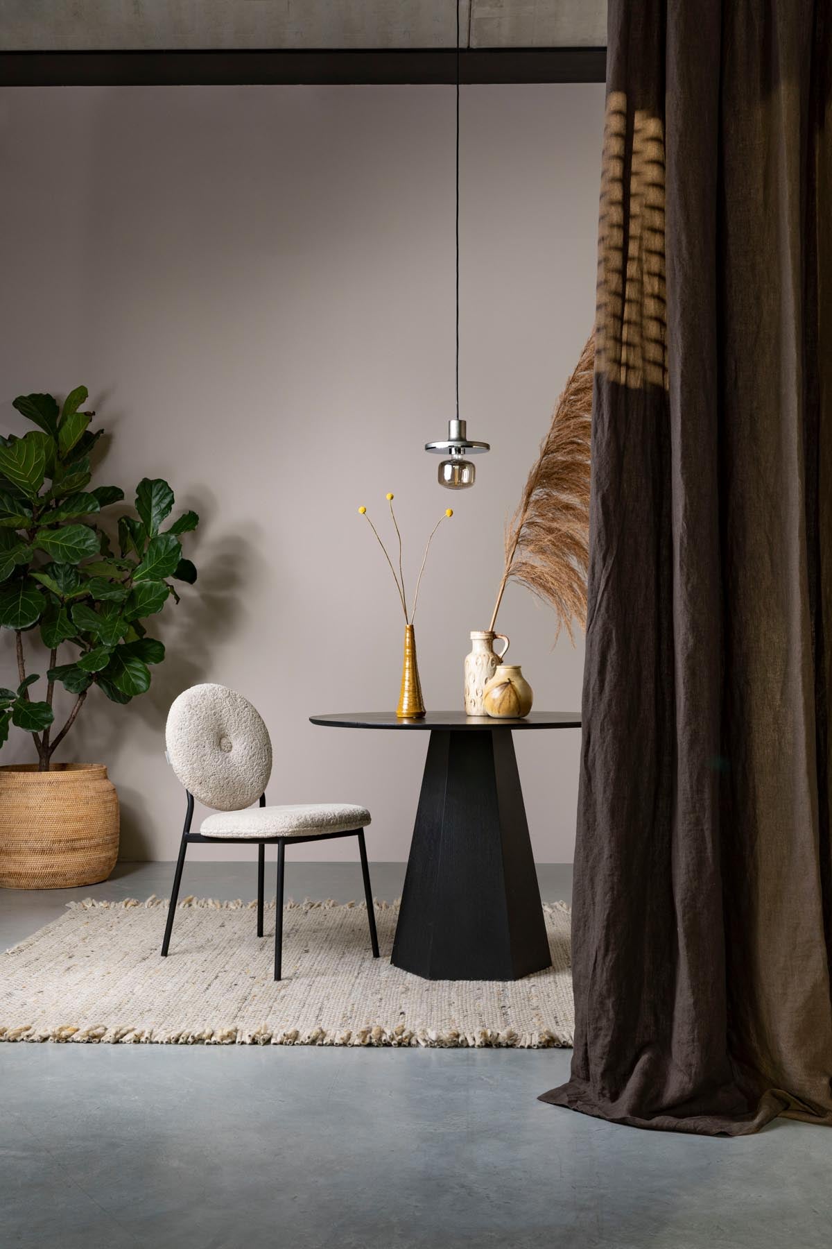 Teppich Frills in Beige/Gelb präsentiert im Onlineshop von KAQTU Design AG. Teppich ist von Zuiver