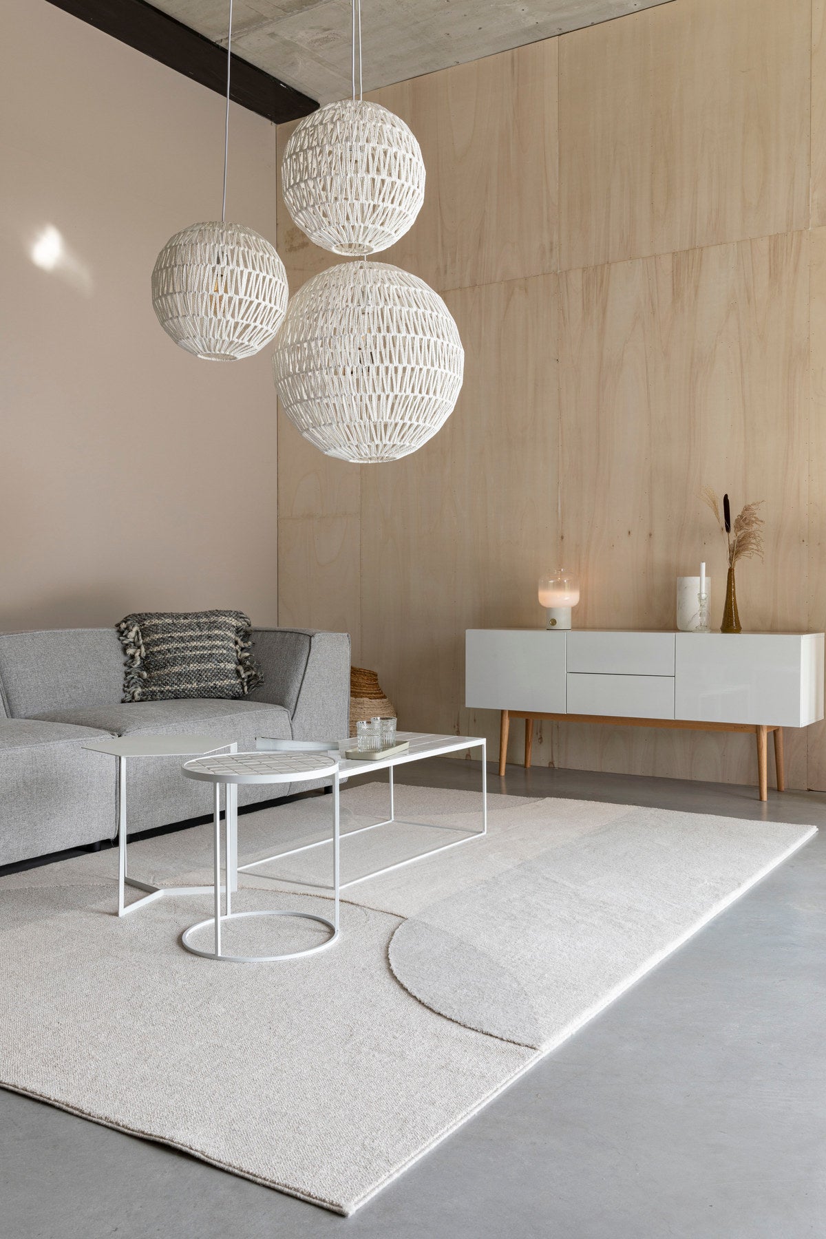Teppich Dream in Natur/Grau präsentiert im Onlineshop von KAQTU Design AG. Teppich ist von Zuiver
