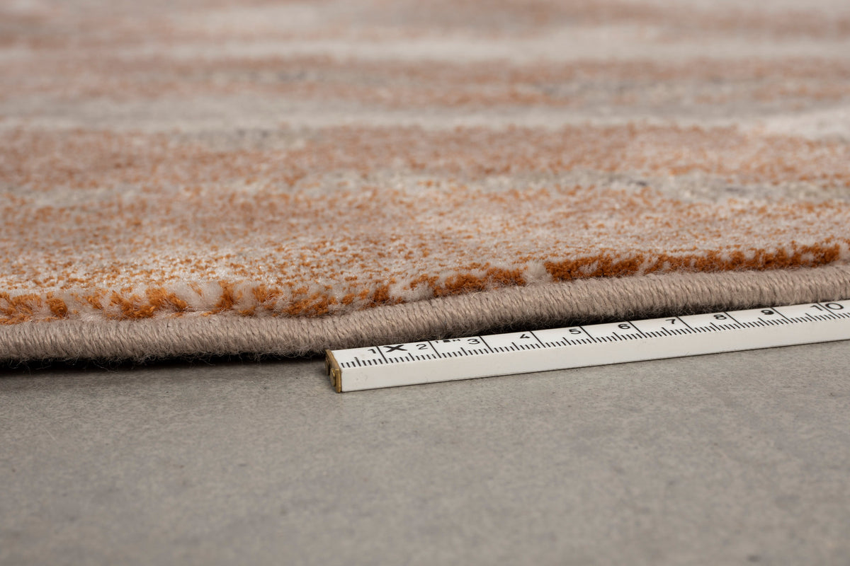 Teppich Solar in Grau/Terra präsentiert im Onlineshop von KAQTU Design AG. Teppich ist von Zuiver