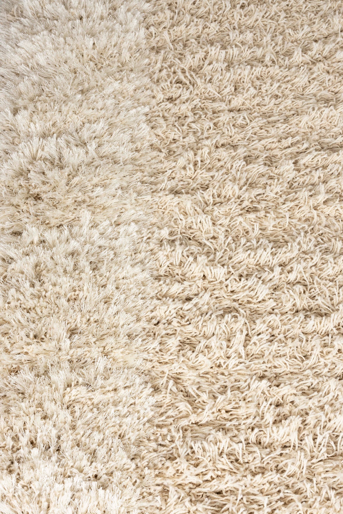 Curly Teppich 160x230 in beige präsentiert im Onlineshop von KAQTU Design AG. Teppich ist von Zuiver