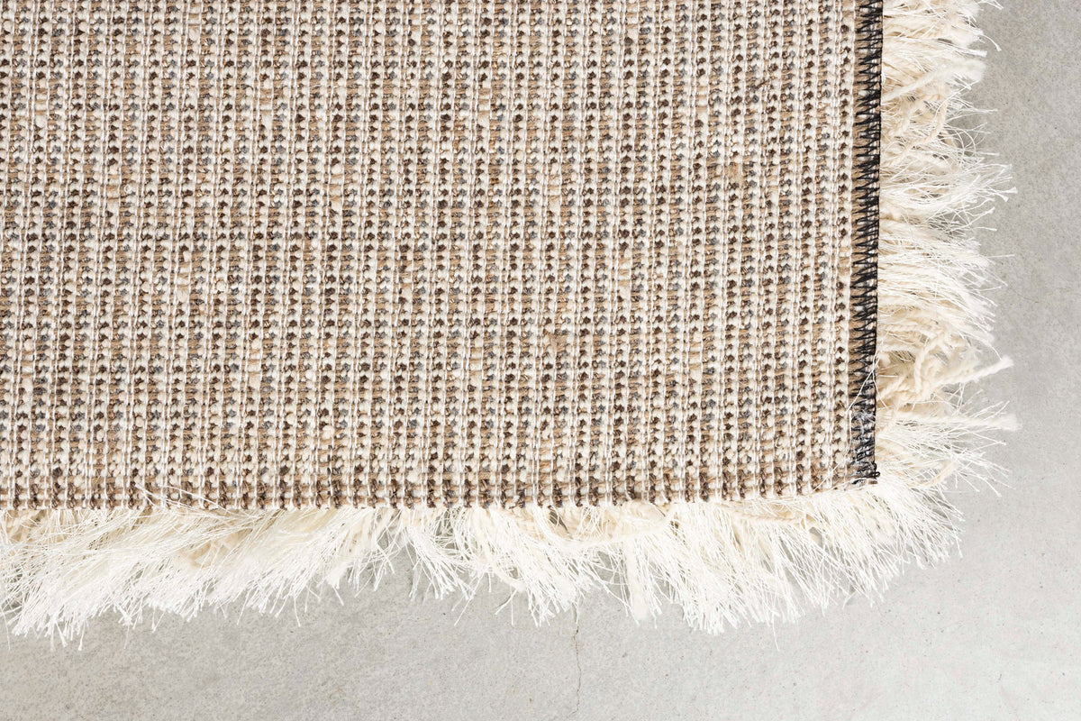 Curly Teppich 160x230 in beige präsentiert im Onlineshop von KAQTU Design AG. Teppich ist von Zuiver