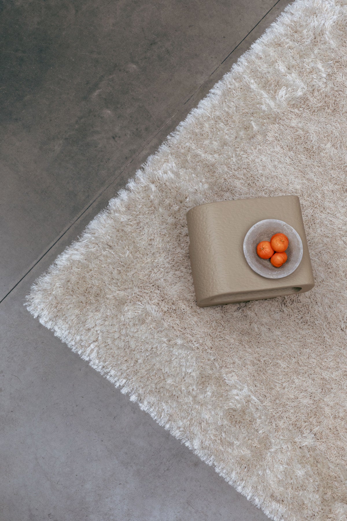 Curly Teppich 200x290 in beige präsentiert im Onlineshop von KAQTU Design AG. Teppich ist von Zuiver