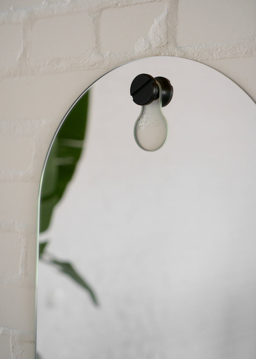 Boltro BLRM60 - Spiegel in  präsentiert im Onlineshop von KAQTU Design AG. Wandspiegel ist von Tamo