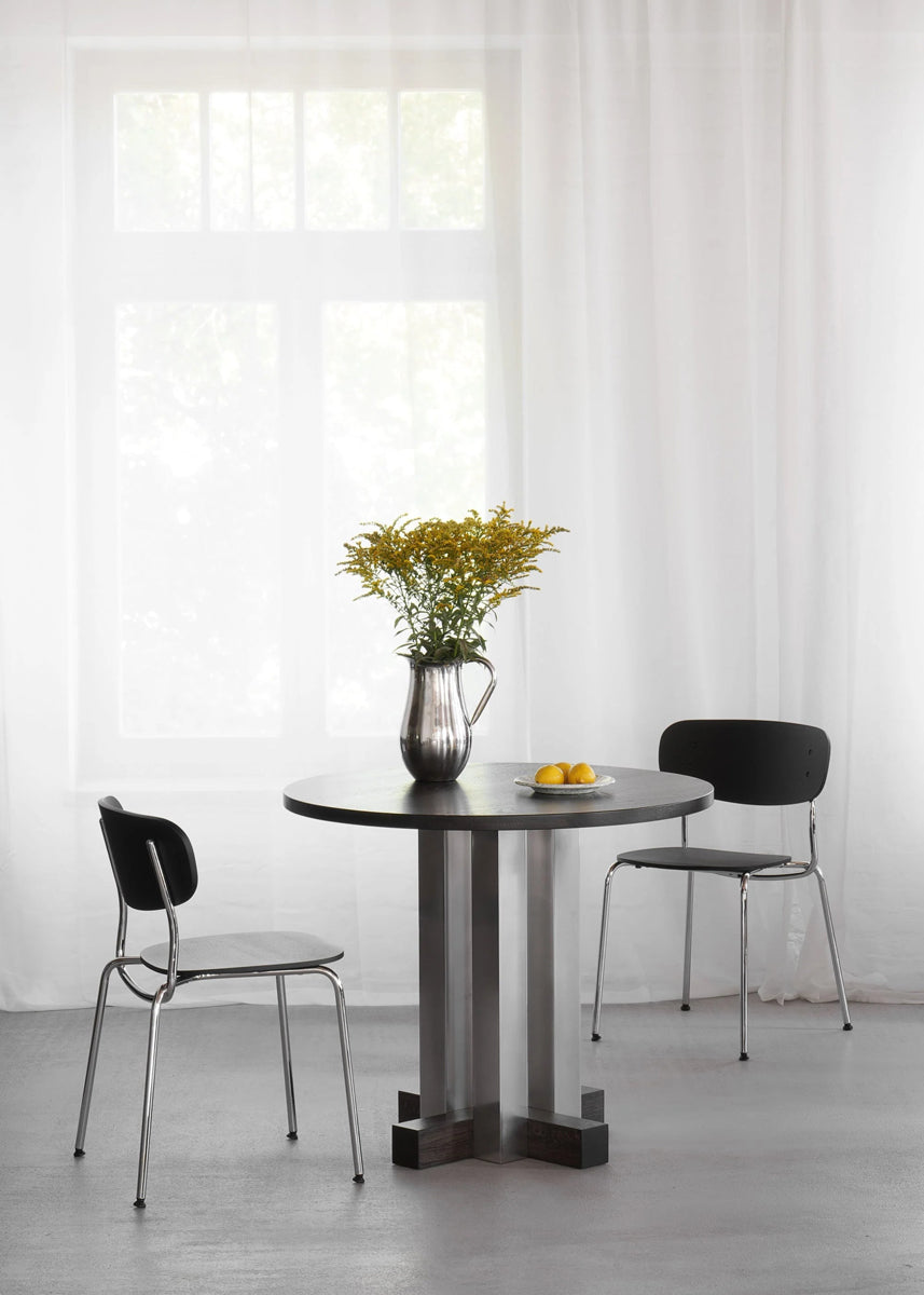 Cruz CRZ90 - Cafeteriatisch in Eiche-Ebenholz präsentiert im Onlineshop von KAQTU Design AG. Esstisch ist von Tamo